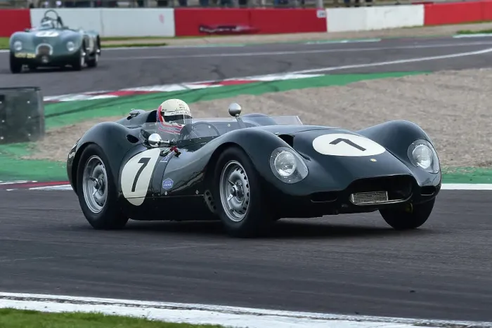 Framed Print : CM33 1800 Gary Pearson, Alex Brundle, Lister Jaguar Knobbly Framed Print : CM33 1800 Gary Pearson, Alex Brundle, Lister Jaguar Knobbly