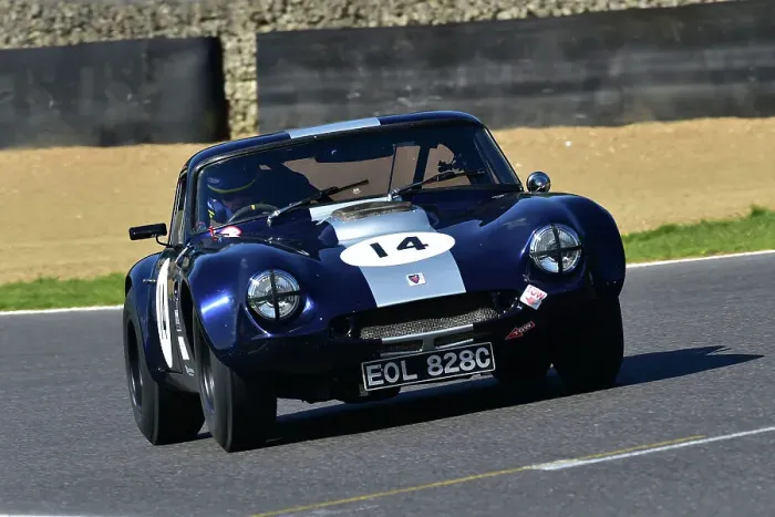 Framed Print : CM33 2679 John Spiers, Nigel Greensall, TVR Griffith 200 Framed Print : CM33 2679 John Spiers, Nigel Greensall, TVR Griffith 200