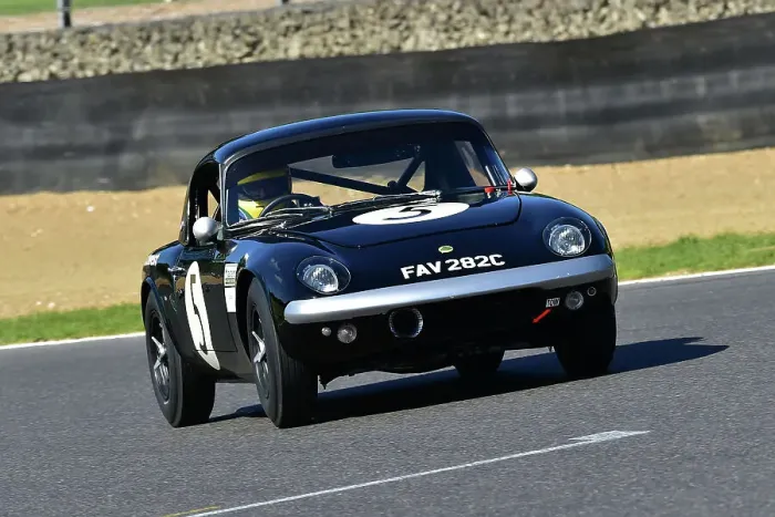 Framed Print : CM33 2694 Philipp Buhofer, Andy Willis, Lotus Elan 26R Framed Print : CM33 2694 Philipp Buhofer, Andy Willis, Lotus Elan 26R