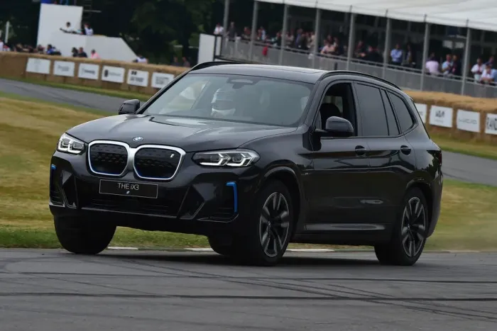 Rights Managed : CM33 4432 BMW iX3 Rights Managed : CM33 4432 BMW iX3