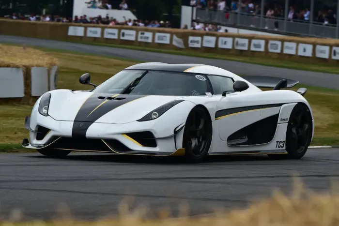 Rights Managed : CM33 4526 Koenigsegg Regera