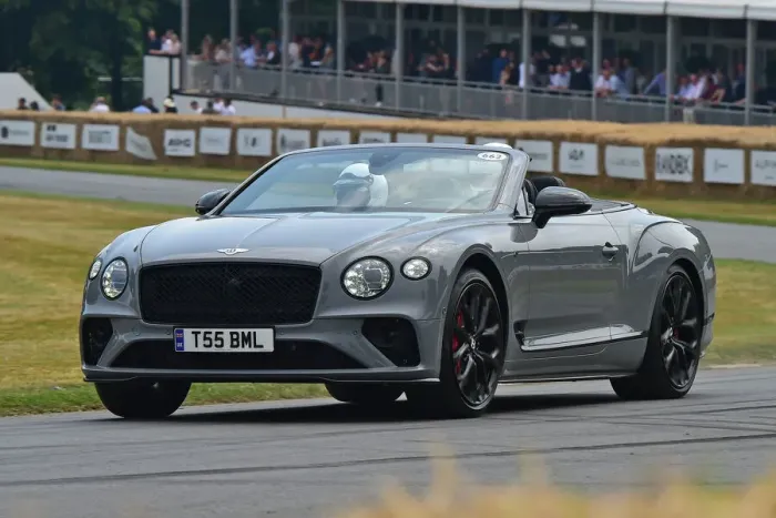 Rights Managed : CM33 4664 Bentley Continental GTS Convertible Rights Managed : CM33 4664 Bentley Continental GTS Convertible