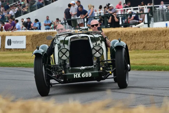 Rights Managed : CM33 4780 Robert Blakemore, Jonathan Lupton, Aston Martin Ulster Rights Managed : CM33 4780 Robert Blakemore, Jonathan Lupton, Aston Martin Ulster