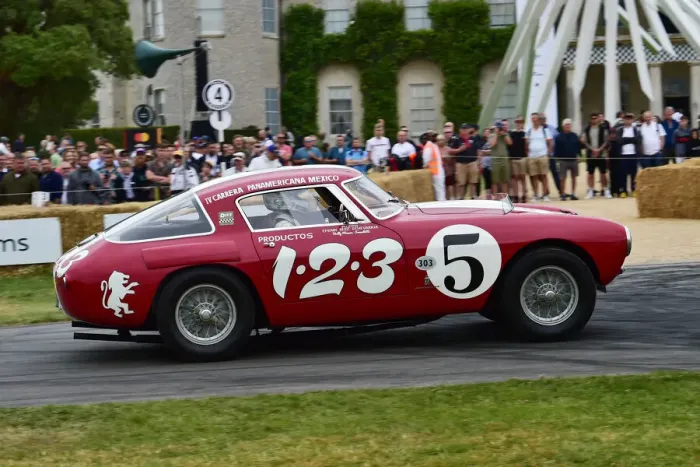 Rights Managed : CM33 4806 Holly Mason-Franchitti, Ferrari 250 MM Rights Managed : CM33 4806 Holly Mason-Franchitti, Ferrari 250 MM