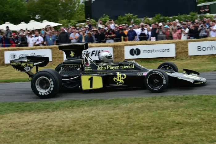 Rights Managed : CM33 5109 John Watson, Lotus Cosworth 72 Rights Managed : CM33 5109 John Watson, Lotus Cosworth 72