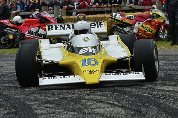 CM33 5311 Rene Arnoux, Renault RS10