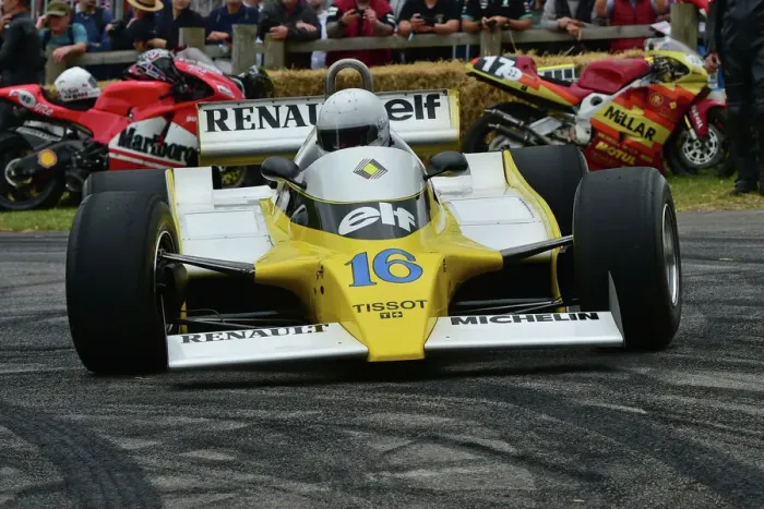 Rights Managed : CM33 5311 Rene Arnoux, Renault RS10 Rights Managed : CM33 5311 Rene Arnoux, Renault RS10
