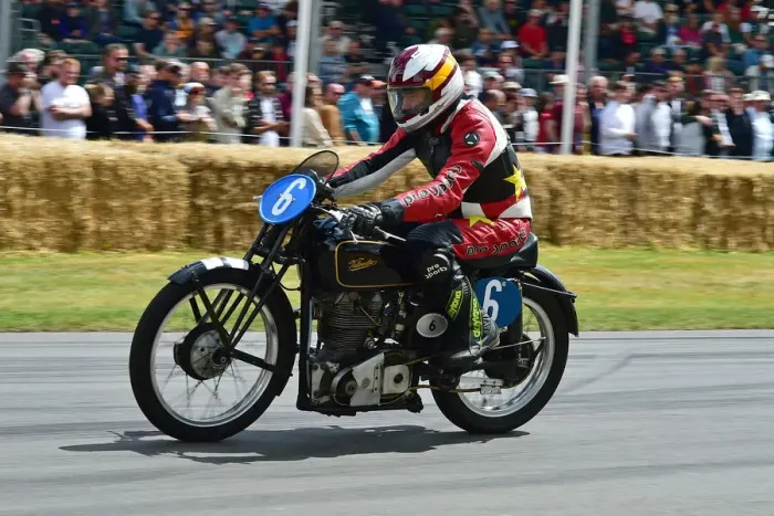 Rights Managed : CM33 5702 Seb Perez, Velocette KTT Rights Managed : CM33 5702 Seb Perez, Velocette KTT