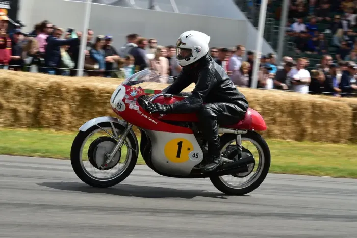 Rights Managed : CM33 5831 Holger Lange, MV Agusta 500
