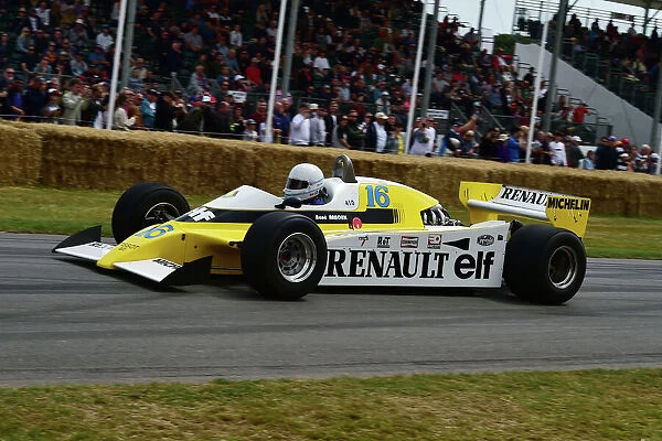 CM33 5894 Rene Arnoux, Renault RS10