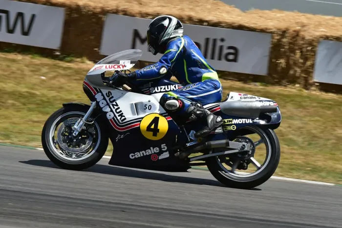 Rights Managed : CM33 6329 Nigel Everett, Suzuki XR35