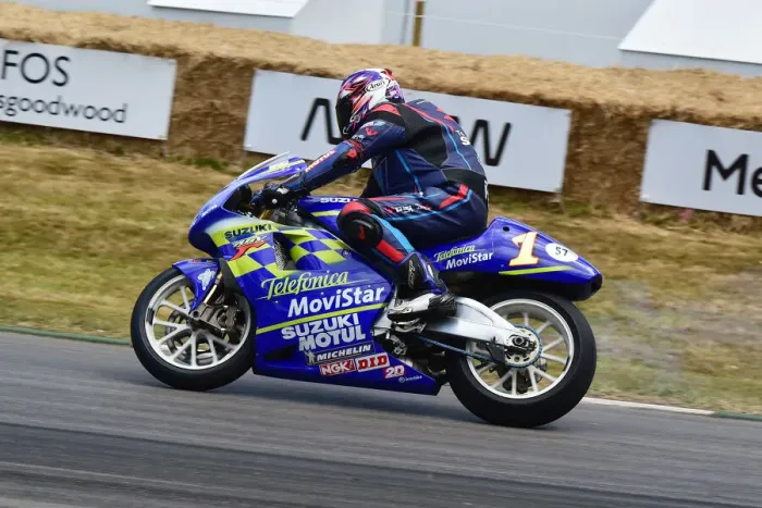 Rights Managed : CM33 6338 Nathan Colombi, Suzuki RGV500 XR80 Rights Managed : CM33 6338 Nathan Colombi, Suzuki RGV500 XR80