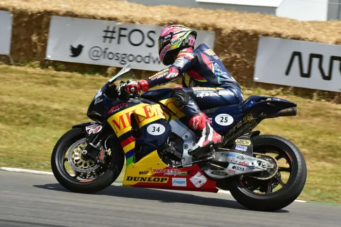 Rights Managed : CM33 6468 Barry Steels, Honda RC45