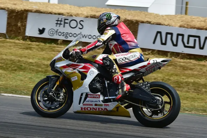 Rights Managed : CM33 6484 John McGuinness, CBR1000RR-R Fireblade SP Rights Managed : CM33 6484 John McGuinness, CBR1000RR-R Fireblade SP