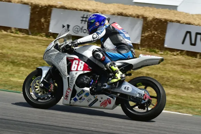 Rights Managed : CM33 6509 Jenny Tinmouth, Honda Rights Managed : CM33 6509 Jenny Tinmouth, Honda