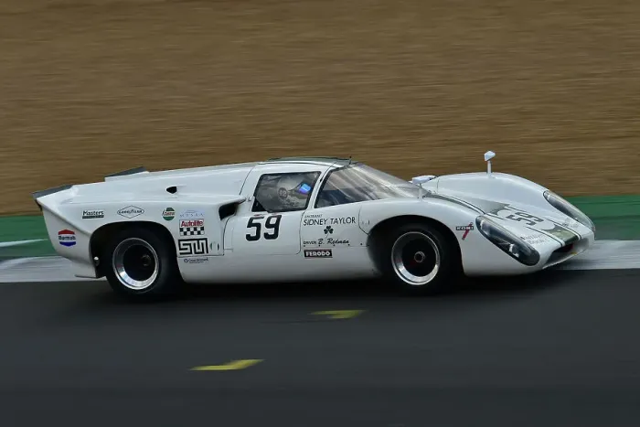 Framed Print : CM33 7647 Steve Brooks, Martin O'Connell, Lola T70 MK3B Framed Print : CM33 7647 Steve Brooks, Martin O'Connell, Lola T70 MK3B