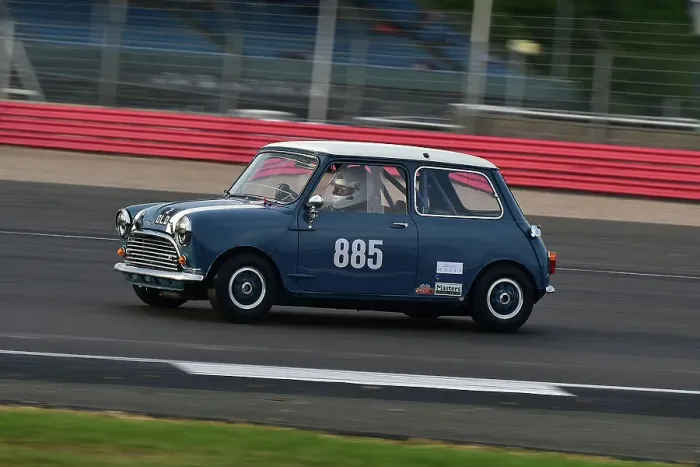 Framed Print : CM33 8456 Dominic Holland, Austin Mini Cooper S Framed Print : CM33 8456 Dominic Holland, Austin Mini Cooper S