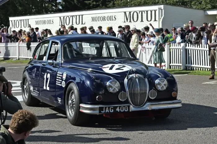 Rights Managed : CM34 0102 David Brabham, Anthony Williams, Jaguar Mk2 Rights Managed : CM34 0102 David Brabham, Anthony Williams, Jaguar Mk2