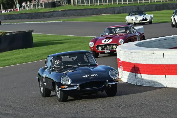 Rights Managed : CM34 0676 Alex Buncombe, Jenson Button, Jaguar E-Type FHC Rights Managed : CM34 0676 Alex Buncombe, Jenson Button, Jaguar E-Type FHC