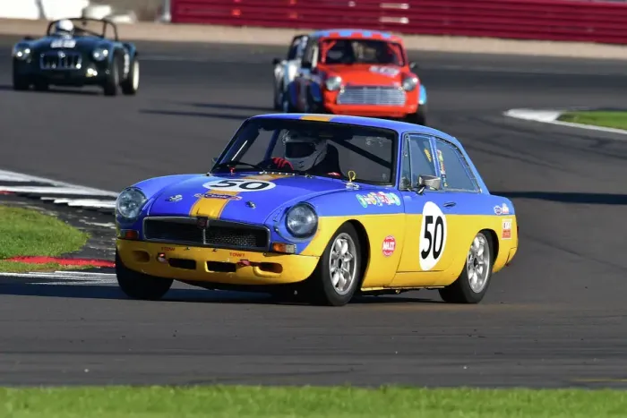 Framed Print : CM34 1252 David Waterhouse, Mark Richards, MG B GT Framed Print : CM34 1252 David Waterhouse, Mark Richards, MG B GT