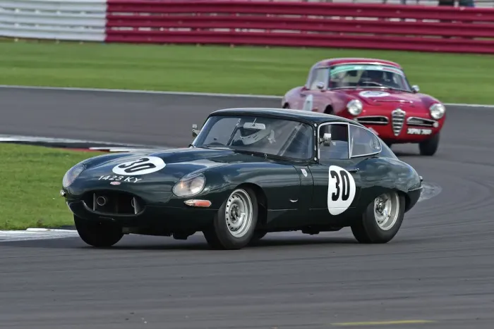 Framed Print : CM34 1727 Simon Ham, Jaguar E-Type Framed Print : CM34 1727 Simon Ham, Jaguar E-Type