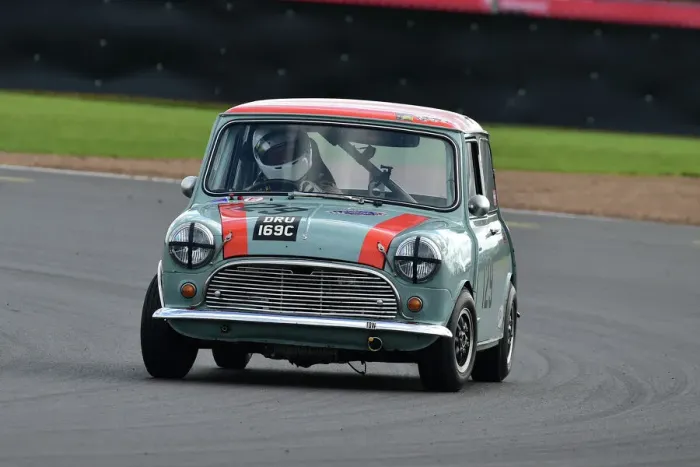 Framed Print : CM34 1740 Richard Parsons, Alistair Pugh, Morris Mini Cooper S