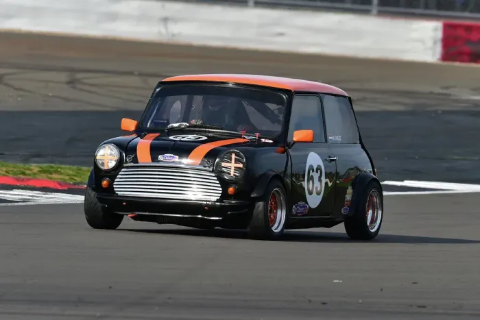 Framed Print : CM34 1892 Marc Kniese, Morris Mini Framed Print : CM34 1892 Marc Kniese, Morris Mini