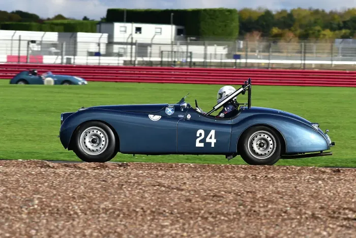 Framed Print : CM34 3829 Thomas Ward, Jaguar XK120 Ecurie Ecosse Framed Print : CM34 3829 Thomas Ward, Jaguar XK120 Ecurie Ecosse