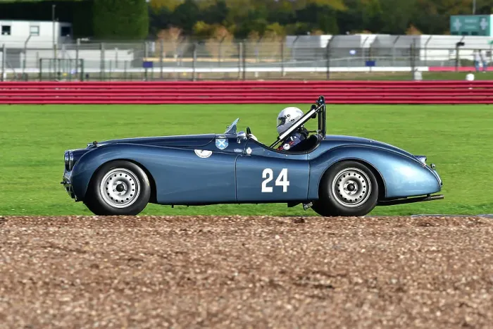 Framed Print : CM34 3859 Thomas Ward, Jaguar XK120 Ecurie Ecosse Framed Print : CM34 3859 Thomas Ward, Jaguar XK120 Ecurie Ecosse