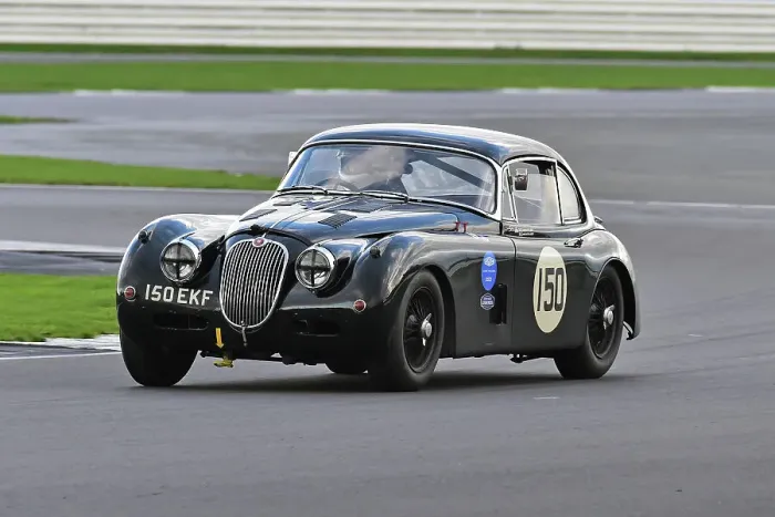 Framed Print : CM34 3989 Claire Keith-Lucas, Chris Keith-Lucas, Jaguar XK150S FHC