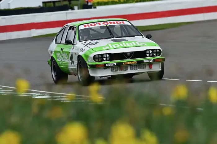 Rights Managed : CM34 4416 Paul Clayson, Alfa Romeo GTV6