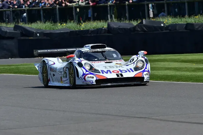 Rights Managed : CM34 4482 Tom Kristensen, Porsche 911 GT1-98 Rights Managed : CM34 4482 Tom Kristensen, Porsche 911 GT1-98