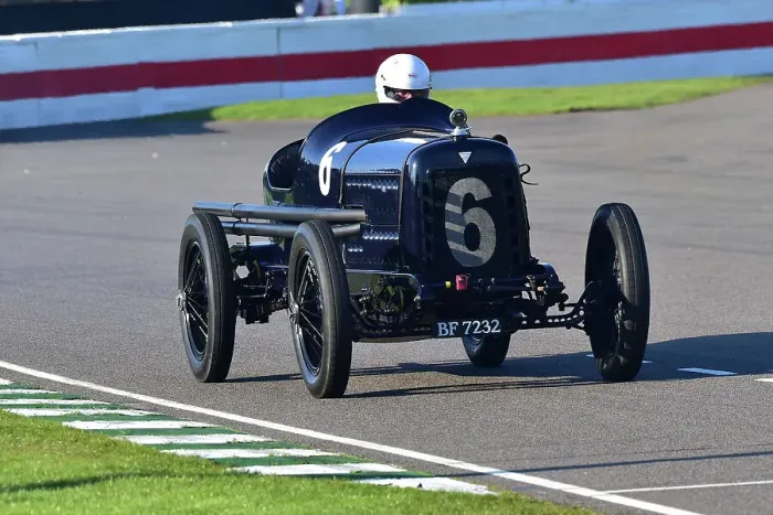 Rights Managed : CM34 4892 Ian Balmforth, Hudson Super Six Rights Managed : CM34 4892 Ian Balmforth, Hudson Super Six