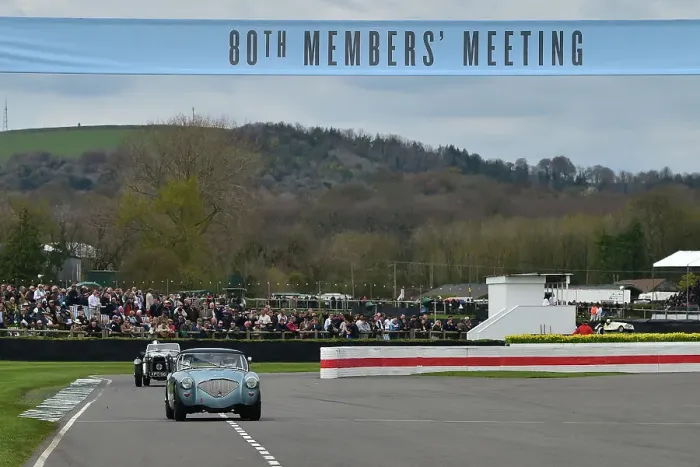 Rights Managed : CM34 5616 Vincent Jannsens, Austin Healey 100-4