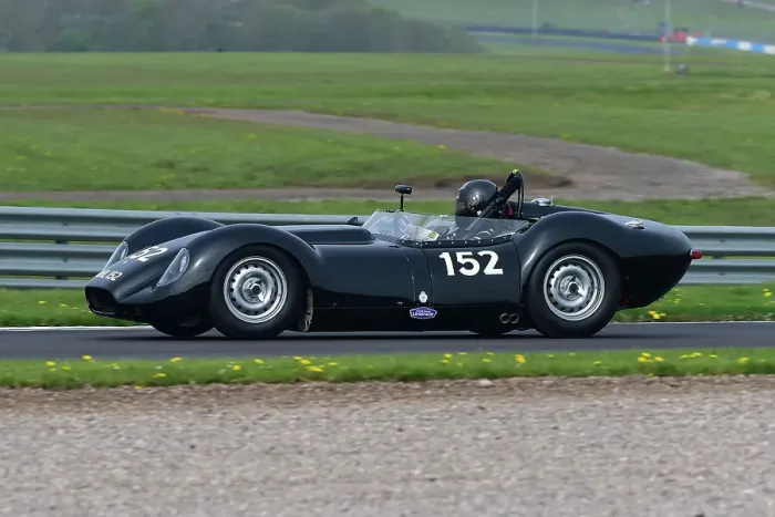 Framed Print : CM34 5877 John Spiers, Ollie Hancock, Lister Jaguar Knobbly Framed Print : CM34 5877 John Spiers, Ollie Hancock, Lister Jaguar Knobbly