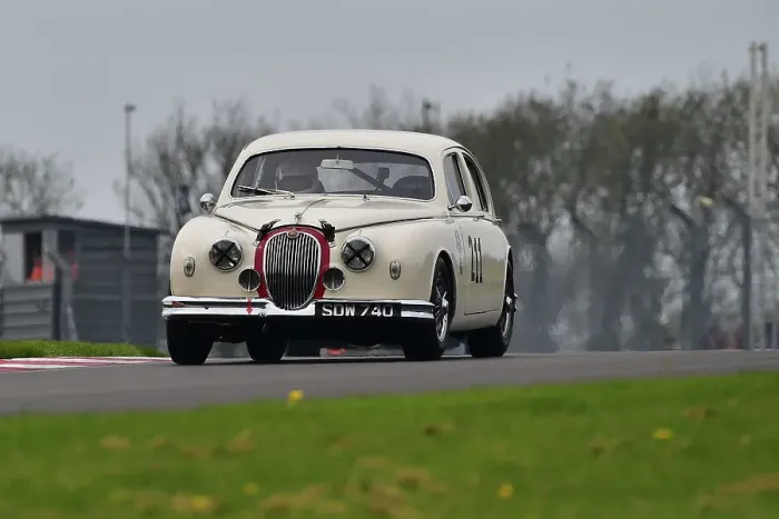Framed Print : CM34 6420 Simon Lewis, Guy Connew, Jaguar Mk1 Framed Print : CM34 6420 Simon Lewis, Guy Connew, Jaguar Mk1