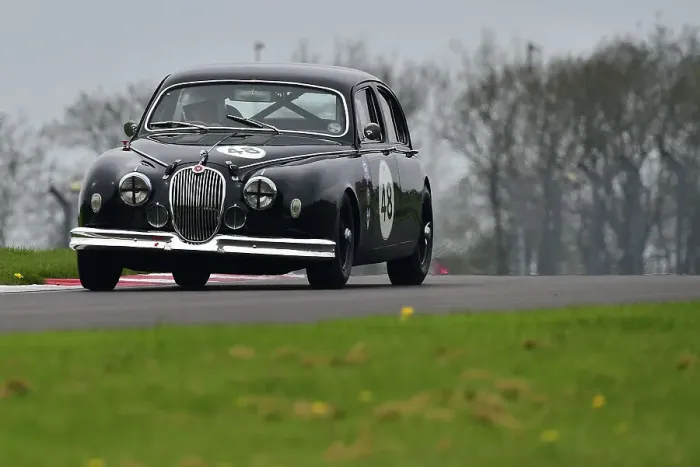 Framed Print : CM34 6421 Richard Butterfield, Tom Butterfield, Jaguar Mk2 Framed Print : CM34 6421 Richard Butterfield, Tom Butterfield, Jaguar Mk2