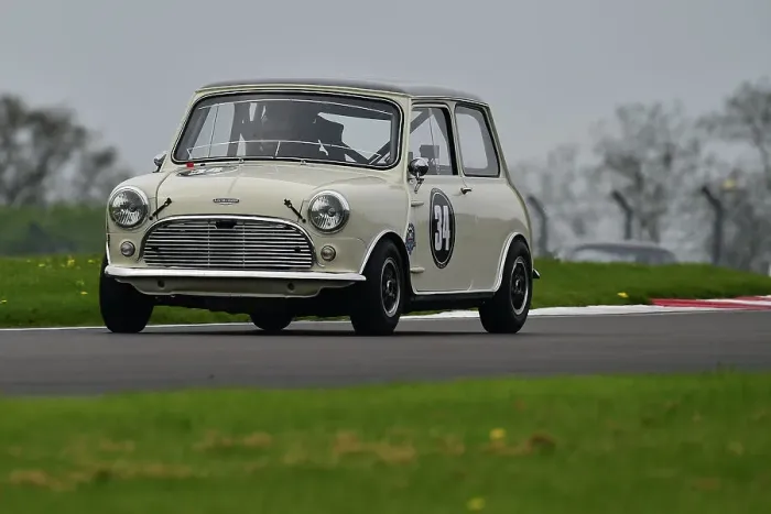 Framed Print : CM34 6428 Tom Bell, Joe Ferguson, Austin Mini Cooper S