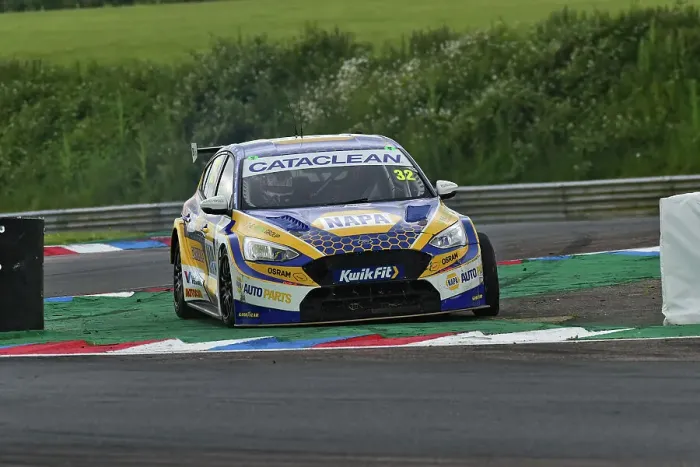 Framed Print : CM34 8304 Daniel Rowbottom, Ford Focus ST, NAPA Racing UK Framed Print : CM34 8304 Daniel Rowbottom, Ford Focus ST, NAPA Racing UK