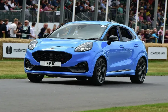 Rights Managed : CM34 8633 Ford Puma ST