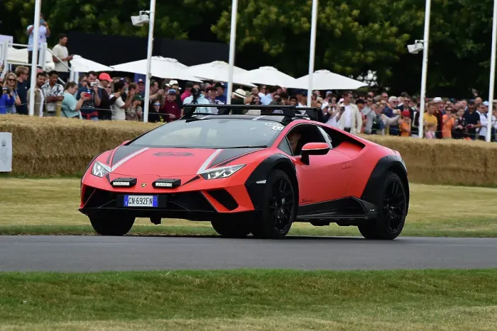 Rights Managed : CM34 8673 Lamborghini Huracan Sterrato Rights Managed : CM34 8673 Lamborghini Huracan Sterrato