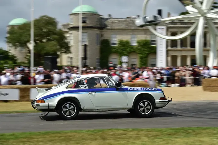 Rights Managed : CM34 9046 Ryan Champion, Porsche 911 Carrera RS Rights Managed : CM34 9046 Ryan Champion, Porsche 911 Carrera RS