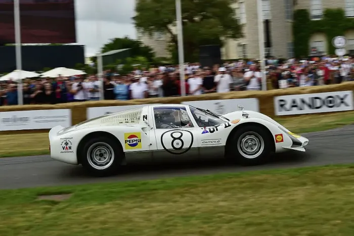 Rights Managed : CM34 9161 Mai Ikuzawa, Hiroyuki Koba, Yukinori Suzuki, Porsche 906 Carrera 6 Rights Managed : CM34 9161 Mai Ikuzawa, Hiroyuki Koba, Yukinori Suzuki, Porsche 906 Carrera 6