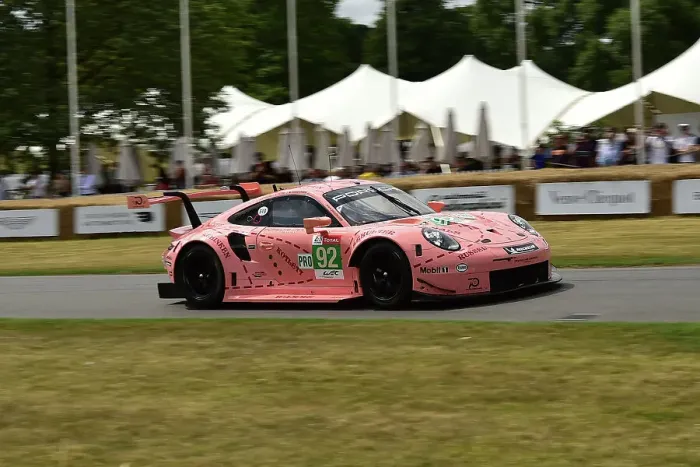 Rights Managed : CM34 9198 Porsche 911 RSR, Pink Pig Rights Managed : CM34 9198 Porsche 911 RSR, Pink Pig