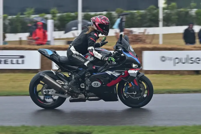 Rights Managed : CM35 0628 BMW M1000RR