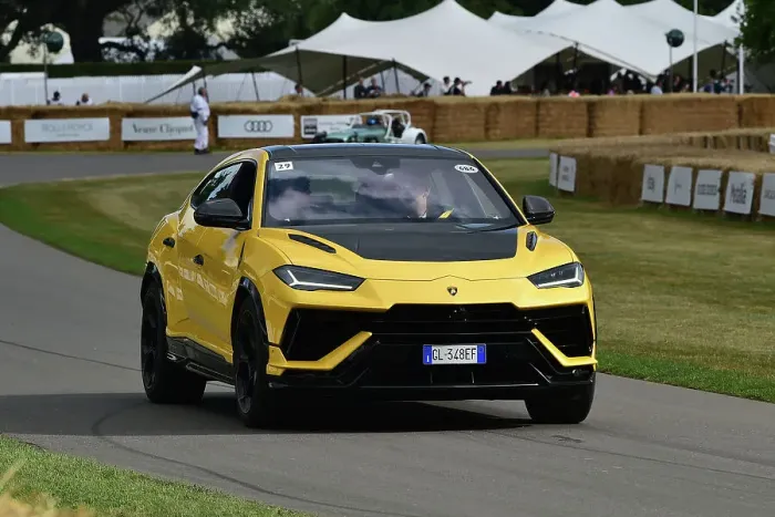 Rights Managed : CM35 0696 Lamborghini Urus Performante Rights Managed : CM35 0696 Lamborghini Urus Performante