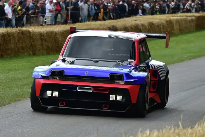 Rights Managed : CM35 0822 Renault R5 Turbo 3E E-Tech Rights Managed : CM35 0822 Renault R5 Turbo 3E E-Tech