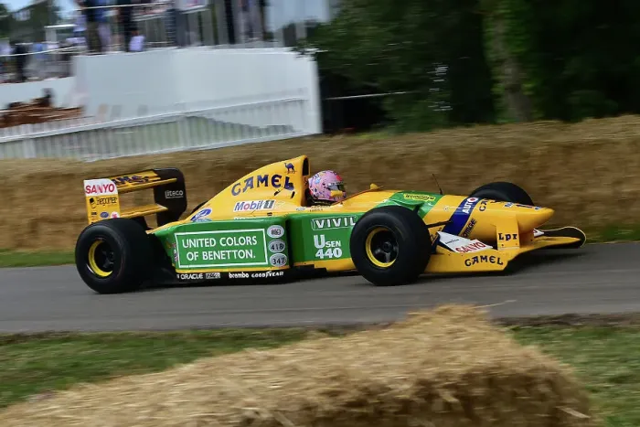 Rights Managed : CM35 1101 Lorina McLaughlin, Benetton-Ford B192 Rights Managed : CM35 1101 Lorina McLaughlin, Benetton-Ford B192