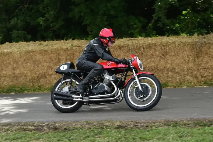 Rights Managed : CM35 1226 Sammy Miller, Gilera 500 Quattro Rights Managed : CM35 1226 Sammy Miller, Gilera 500 Quattro