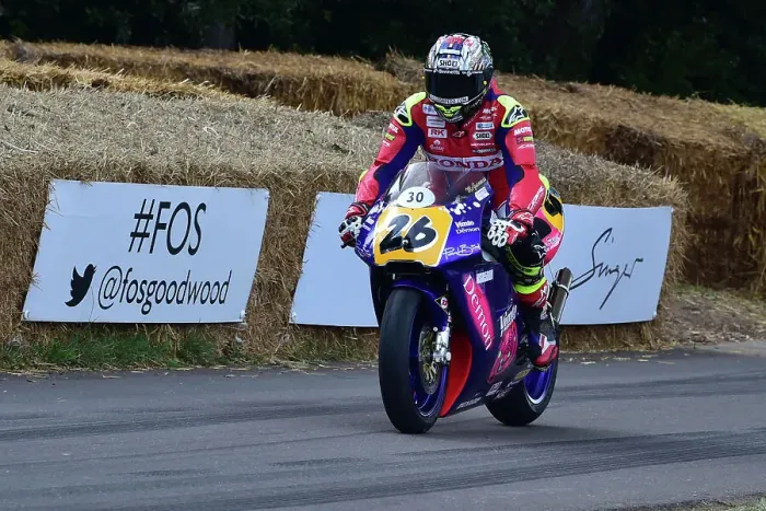 Rights Managed : CM35 1428 John McGuinness, Honda NSR500V Rights Managed : CM35 1428 John McGuinness, Honda NSR500V